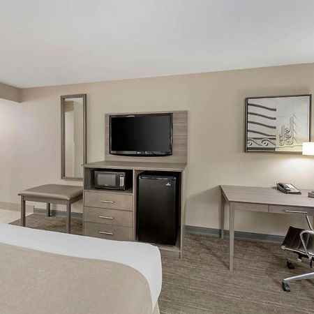 Best Western Plus Executive Inn Роуланд Хайтс Екстериор снимка