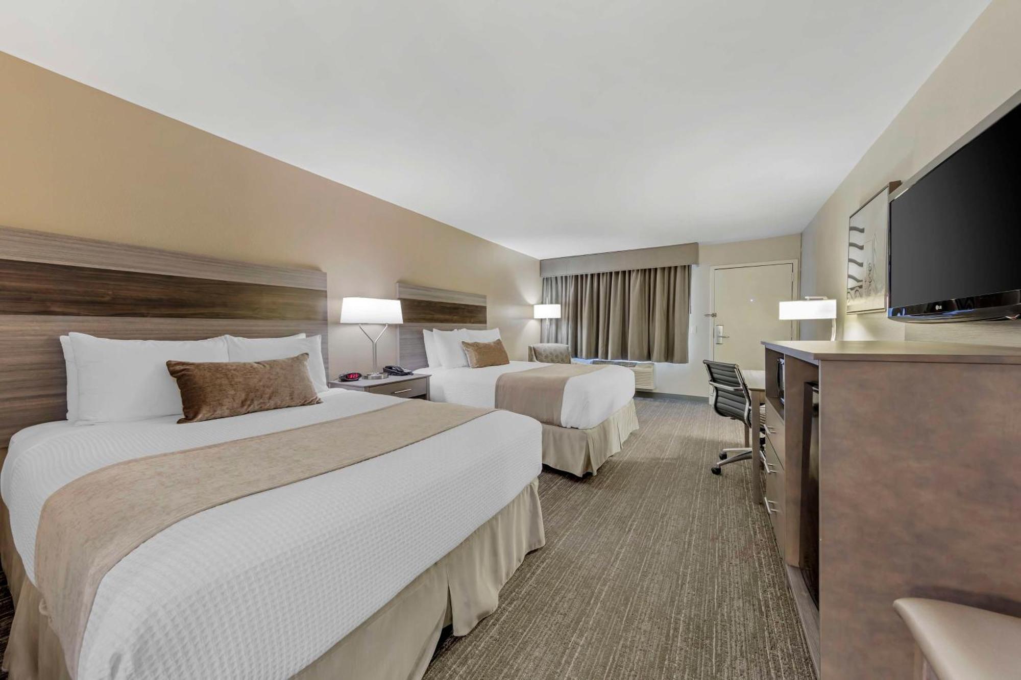 Best Western Plus Executive Inn Роуланд Хайтс Екстериор снимка