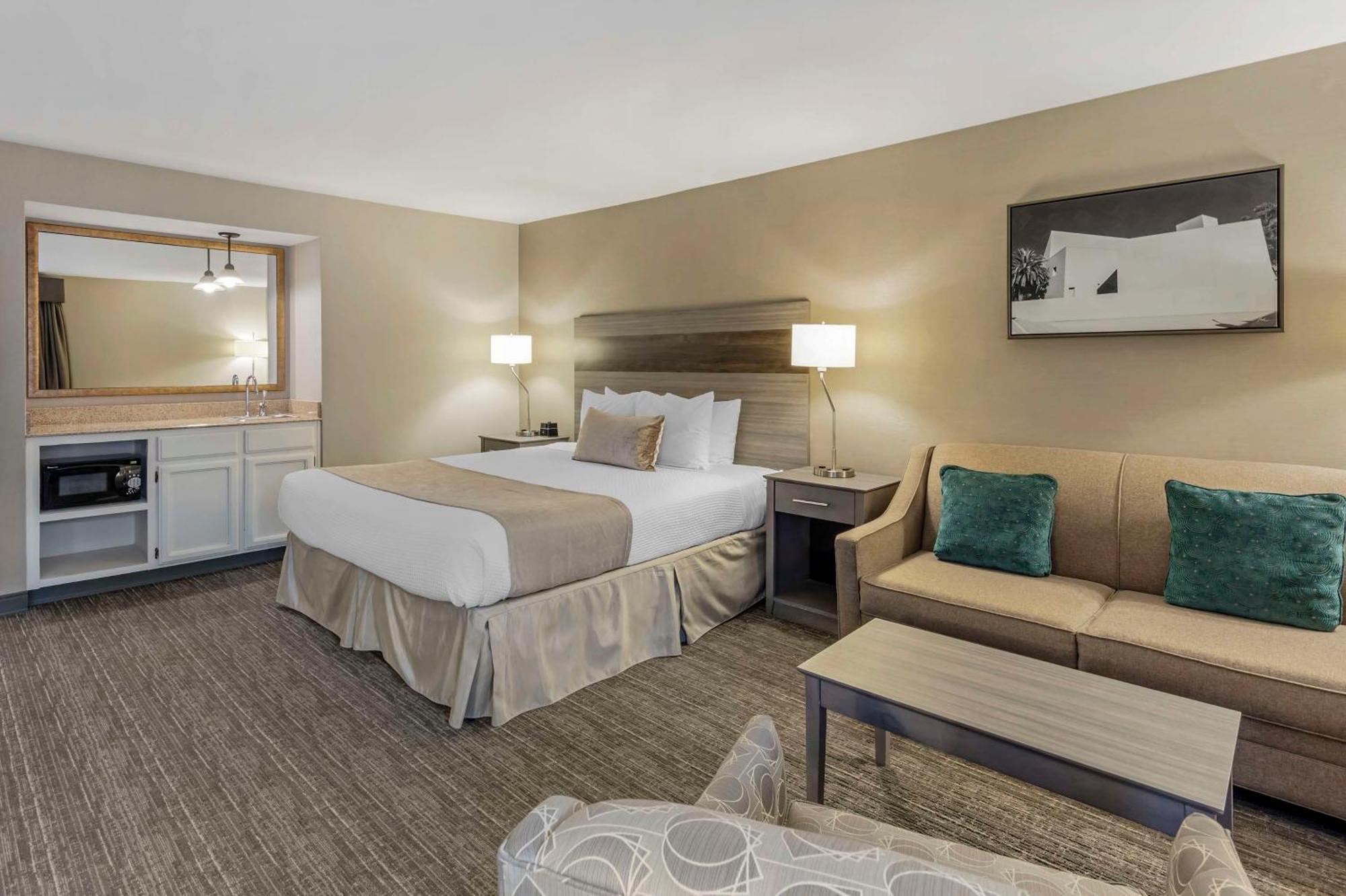 Best Western Plus Executive Inn Роуланд Хайтс Екстериор снимка