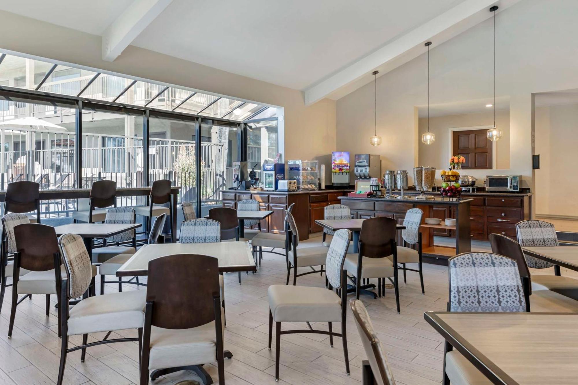 Best Western Plus Executive Inn Роуланд Хайтс Екстериор снимка